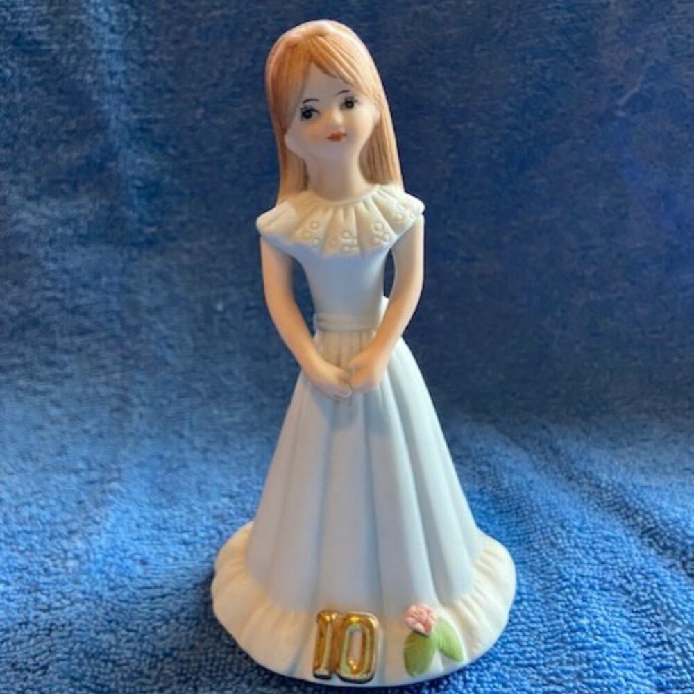 Enesco Growing Up Girls “Brunette Age "10” Porcelain Figurine